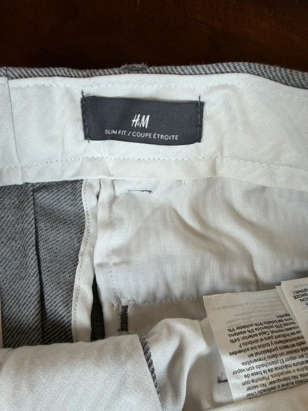 H&M Light‎ Gray Flat-Front Men’s Shorts